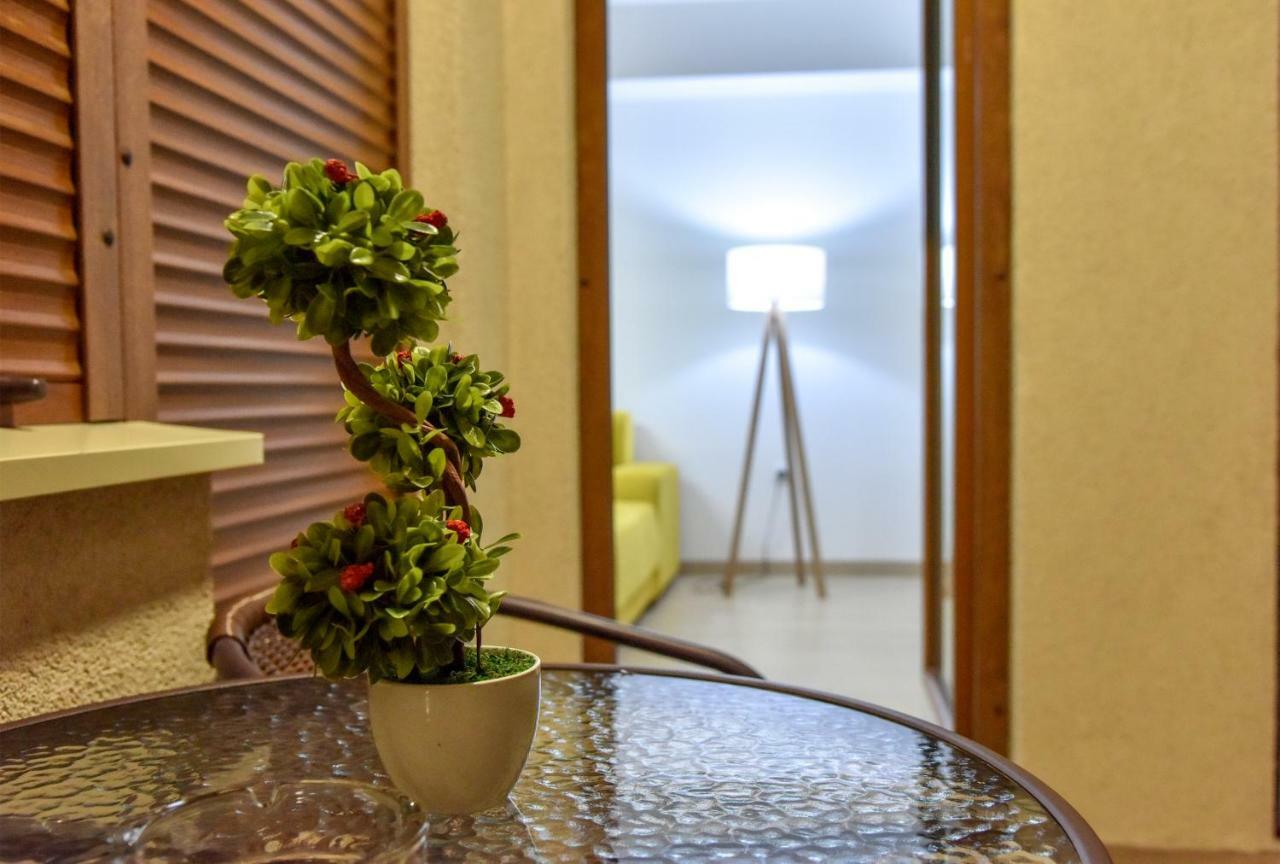Lux Apartment Flatiron Скопье Экстерьер фото