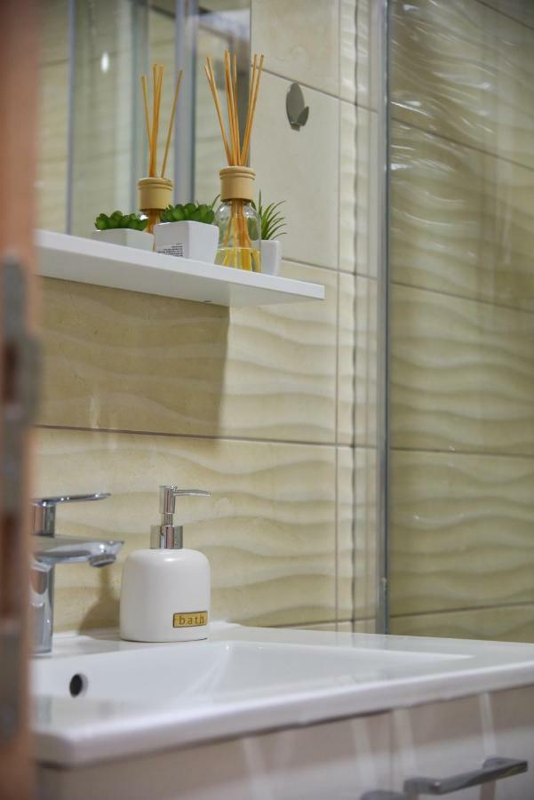 Lux Apartment Flatiron Скопье Экстерьер фото